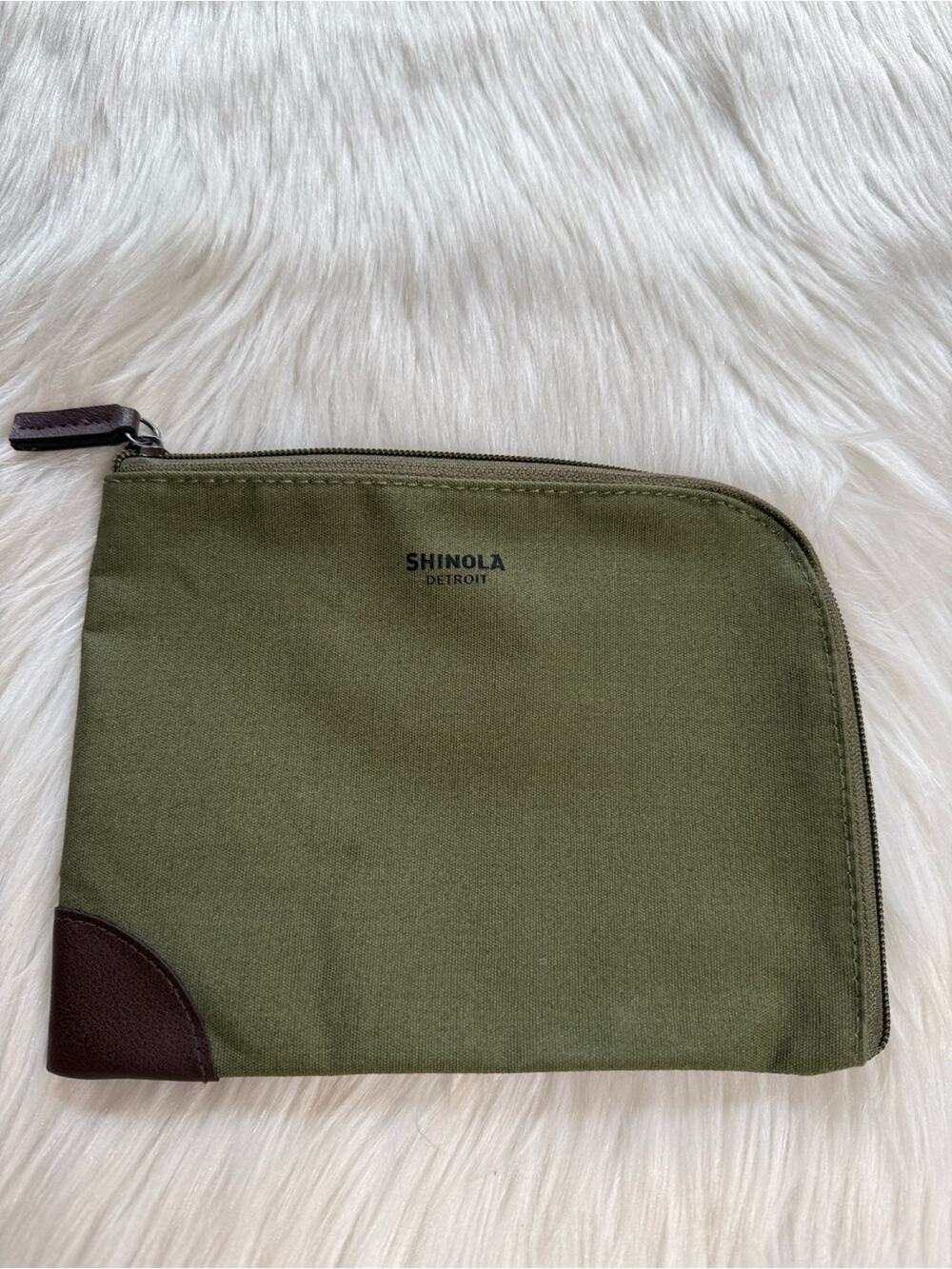 Shinola for American Airlines Green Canvas Zippered Amenity Toiletry Bag